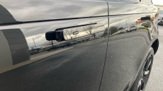 Land Rover Range Rover Velar 2.0 D200 R-Dynamic SE 5dr Auto Diesel Estate